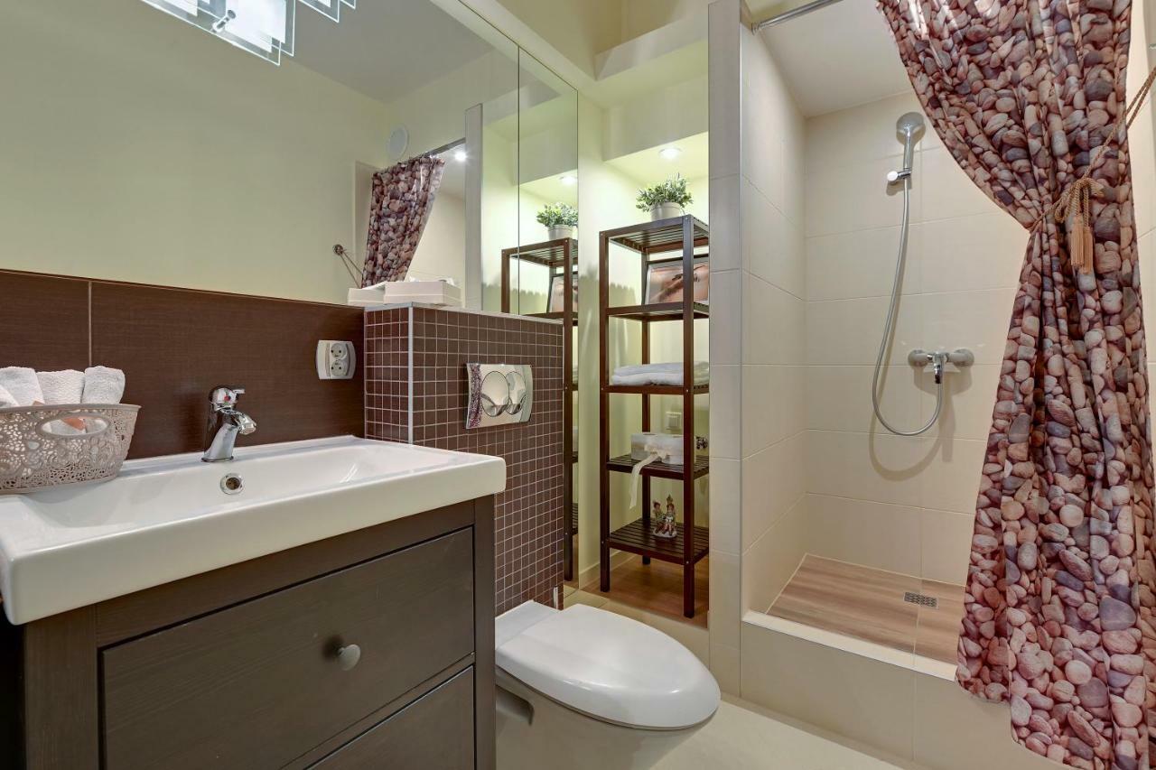 Blue Mandarin Wood Apartment *